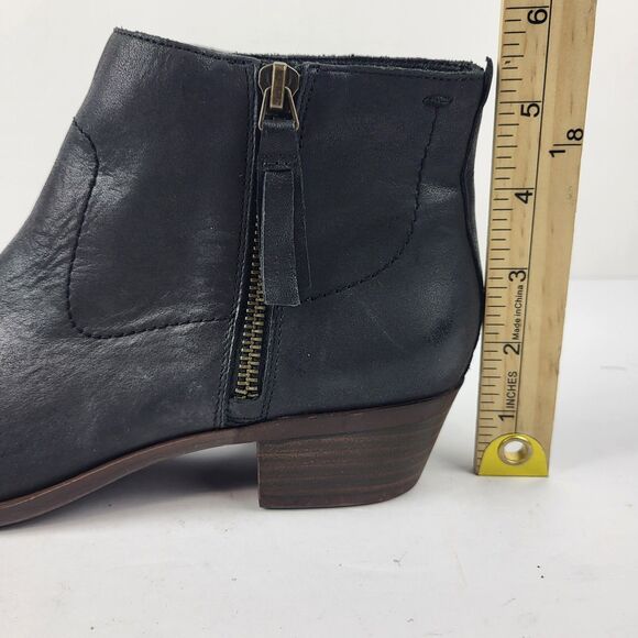 Lucky Brand Women’s Basel Side Zip charcoal black Leather Ankle Boot Size 7.5 - Picture 2 of 12